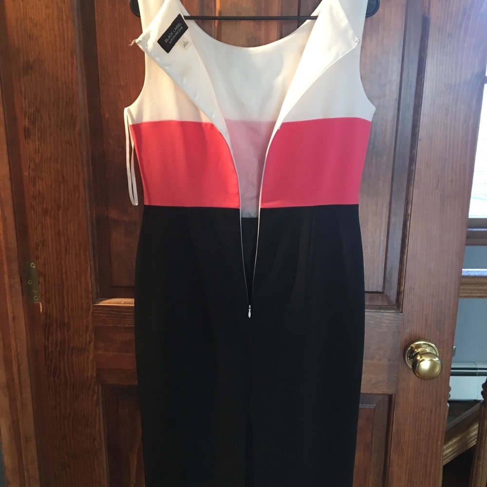 Multi color dress - Picture 3 of 8
